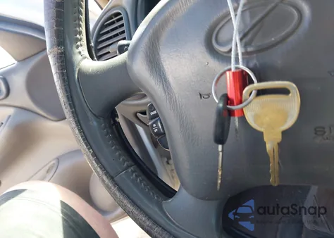 2004 Oldsmobile Alero Gl1 z USA, uszkodzony, nr VIN 1G3NL52F34C184141